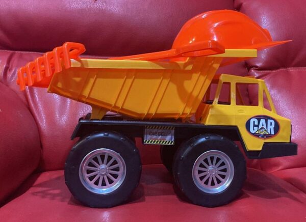 Truck constructor